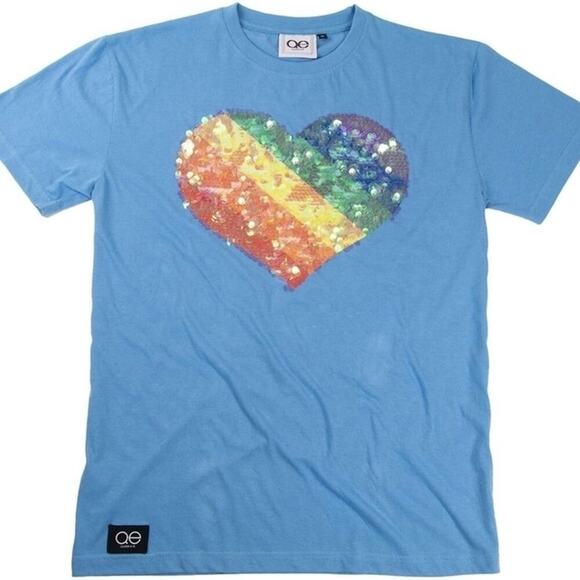 QUEER EYE Fab 5 Pride Rainbow Sequined Heart Tee Unisex Size L New with Tag SOO - Picture 3 of 8